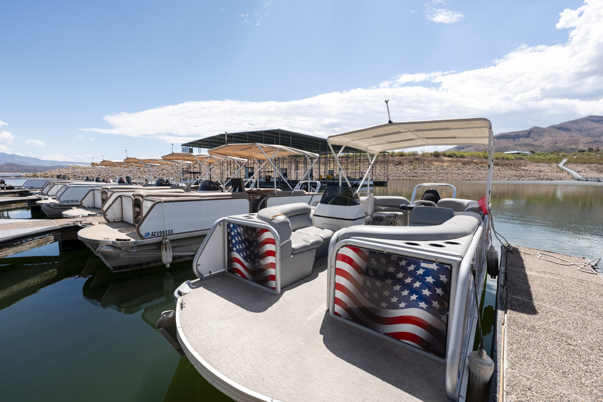 Boat Rentals, Pontoons, Double Deckers | Roosevelt Lake Marina